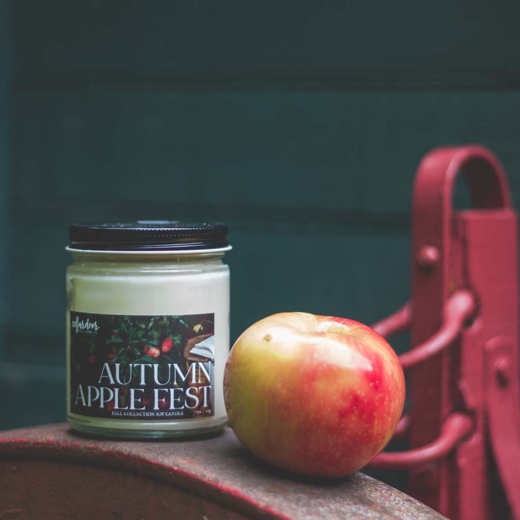 Autumn Apple Fest - 7.5 oz Soy Candle