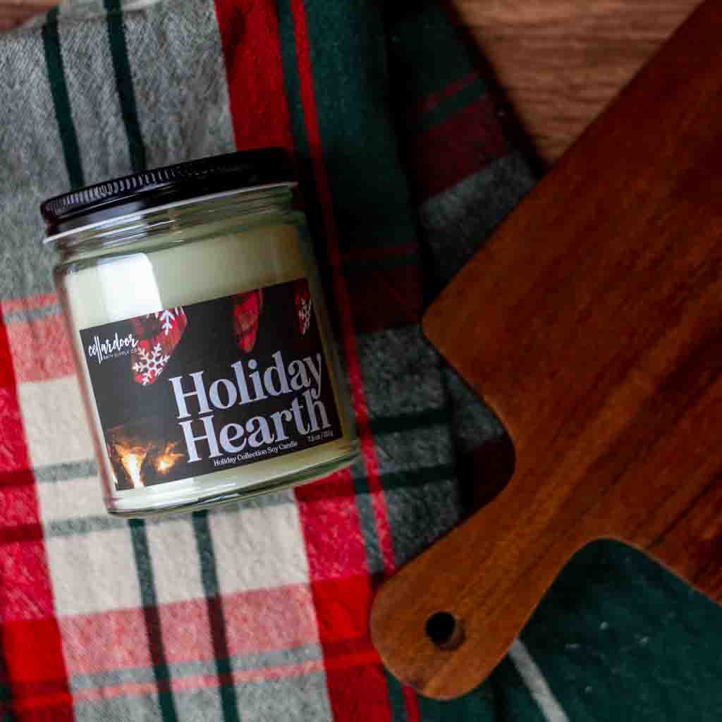 Holiday Hearth - 7.5 oz Soy Candle